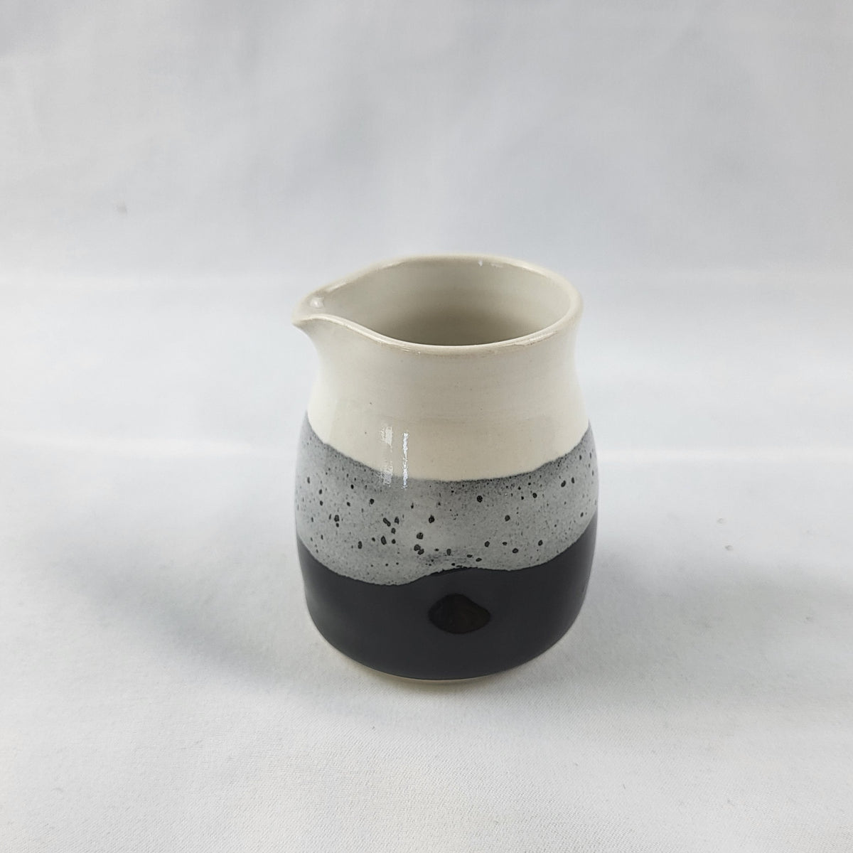 Wee Creamer - Black & White
