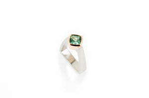 Green Tourmaline & Gold Ring