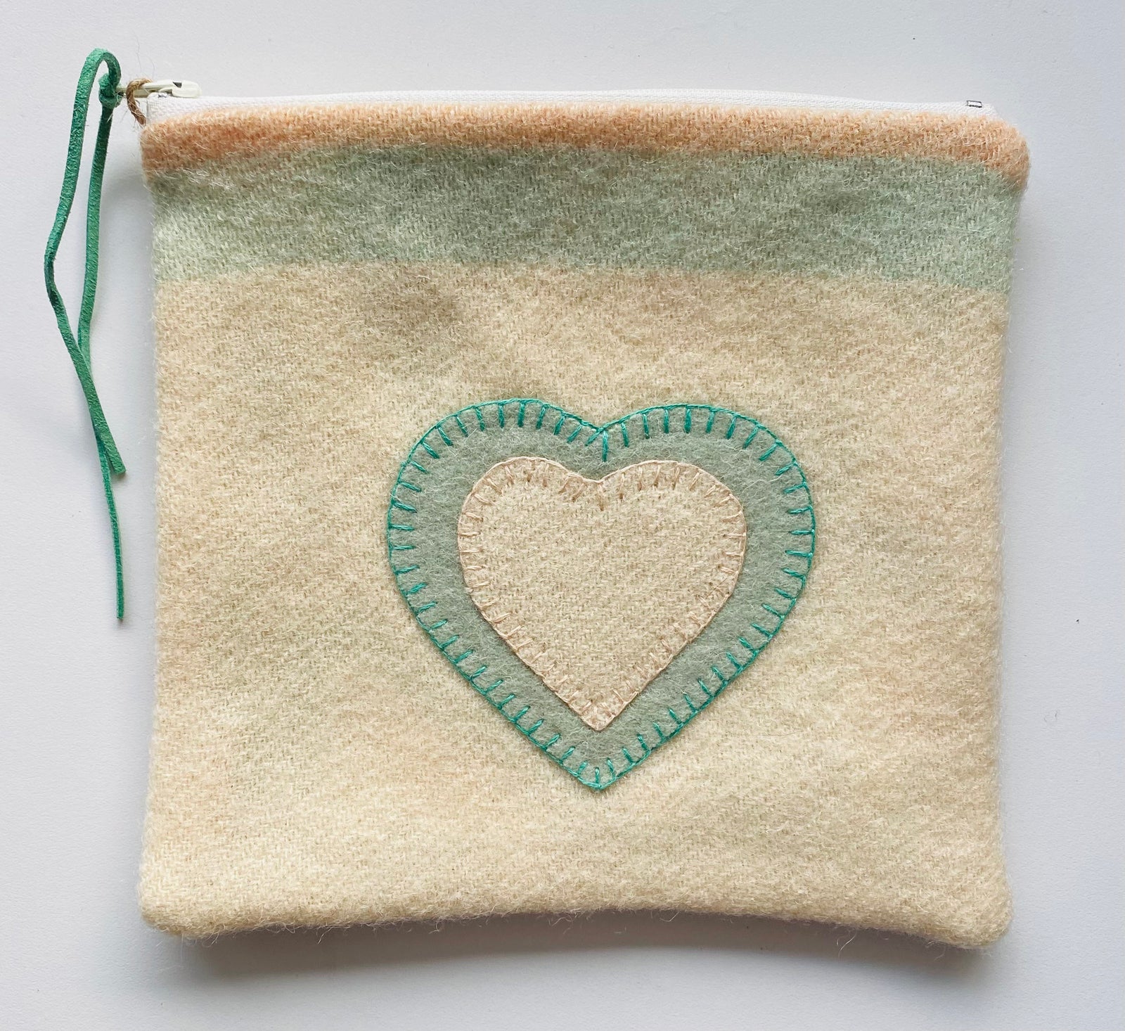 Large White Pouch - Mint Green & White Heart