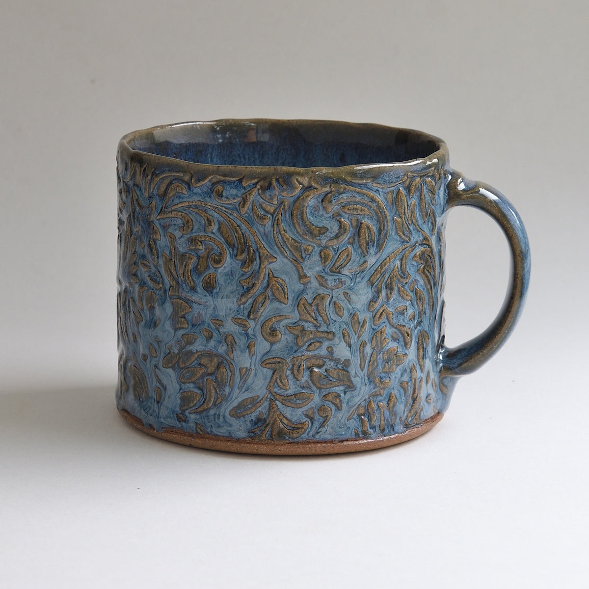 Small Denim Blue Vine Mug