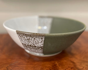 Bowl 75 - Moss & White