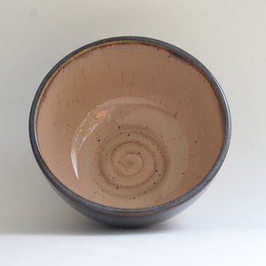 Bi-colour Dessert Bowl - Milk and Dark Chocolate