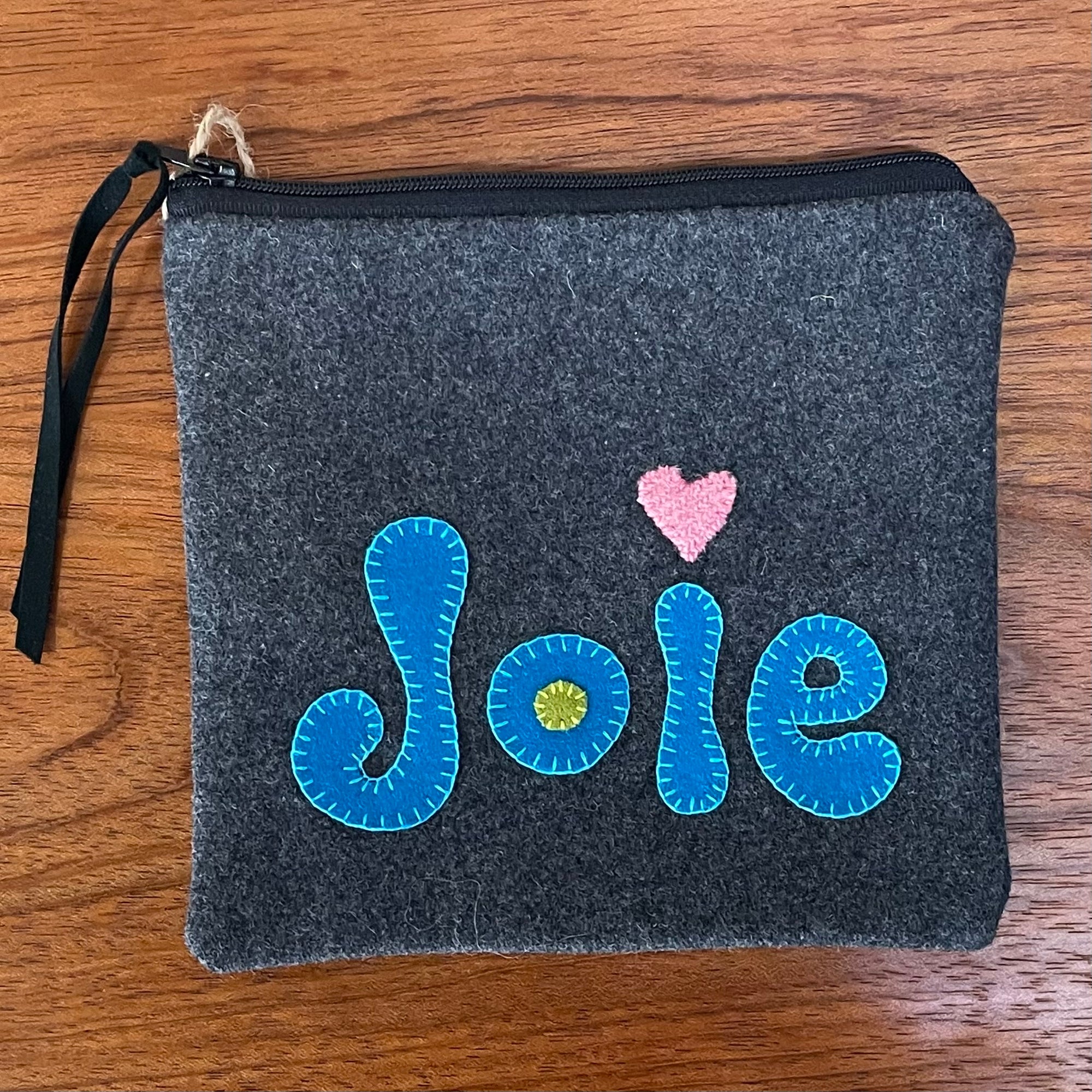 Joie Pouch