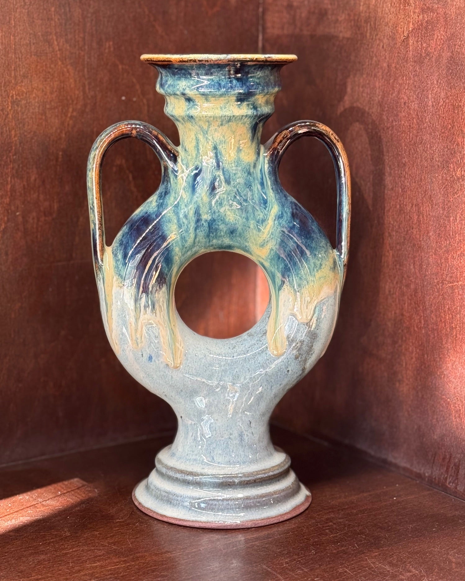 12" Donut Vase - Bluegrass