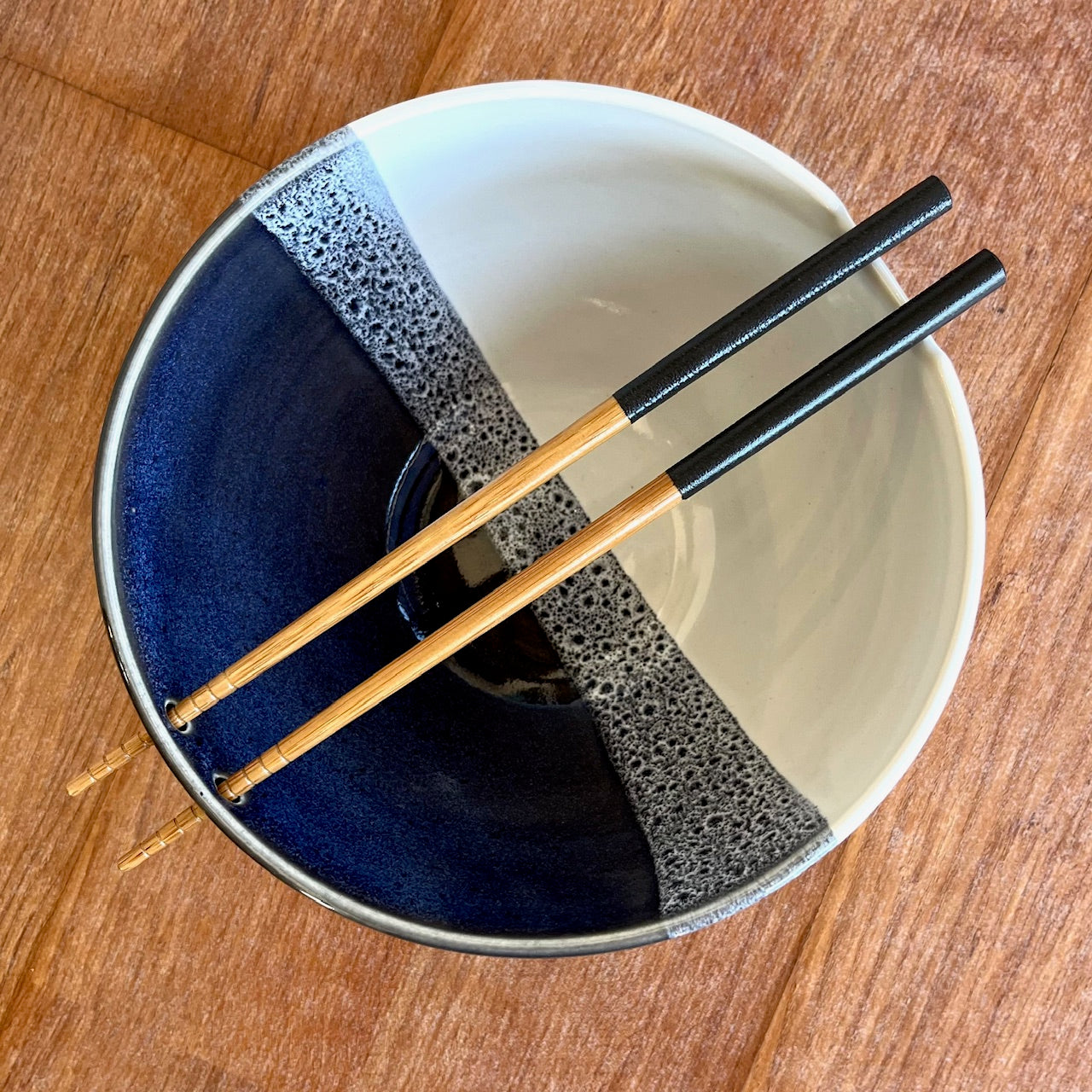 XL Noodle Bowl - Navy & White