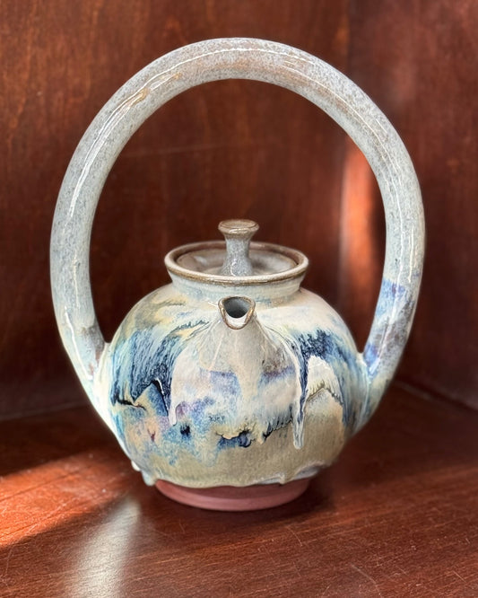 Basket Handled Teapot - Mountain Mist