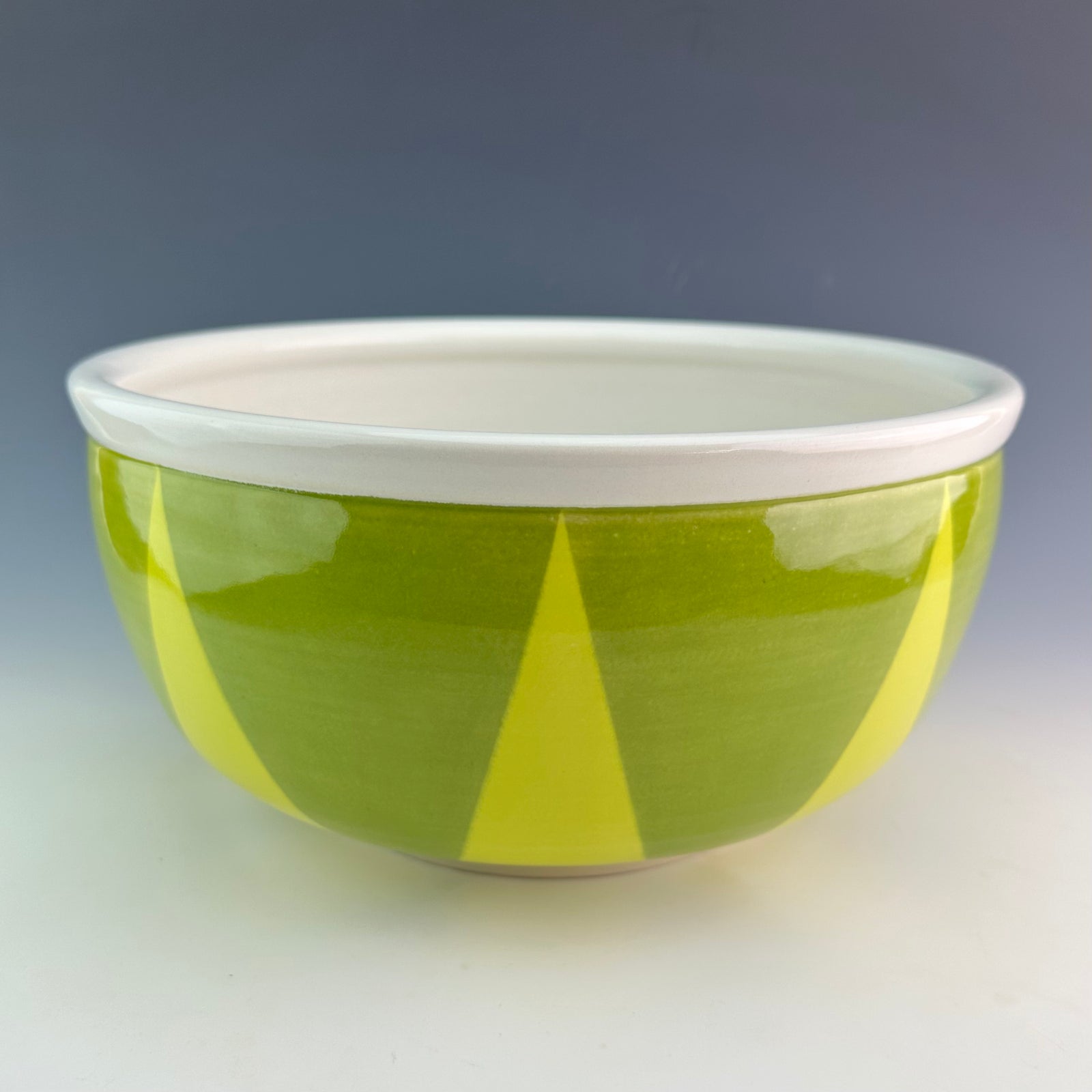 Large Leaf Green Circus Bowl