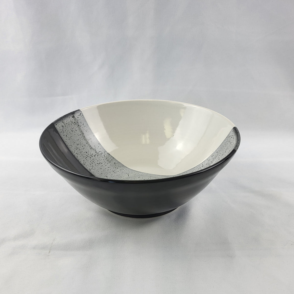 XL Bowl - Black & White