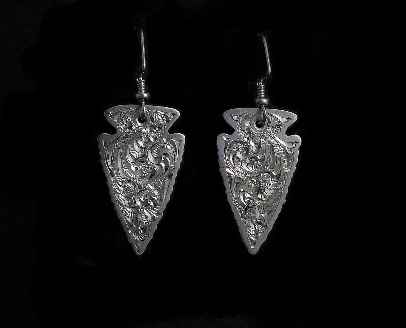 Sm Arrowhead Shape Earrings