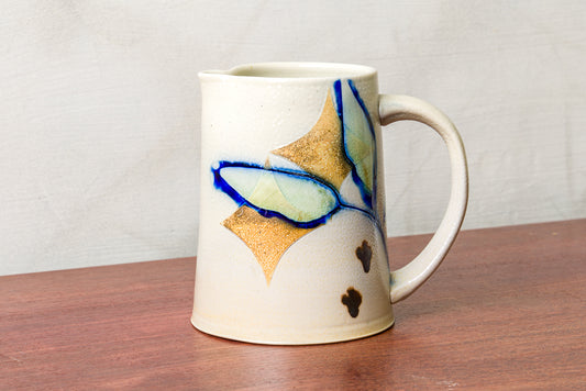 Sauce Pitcher 82