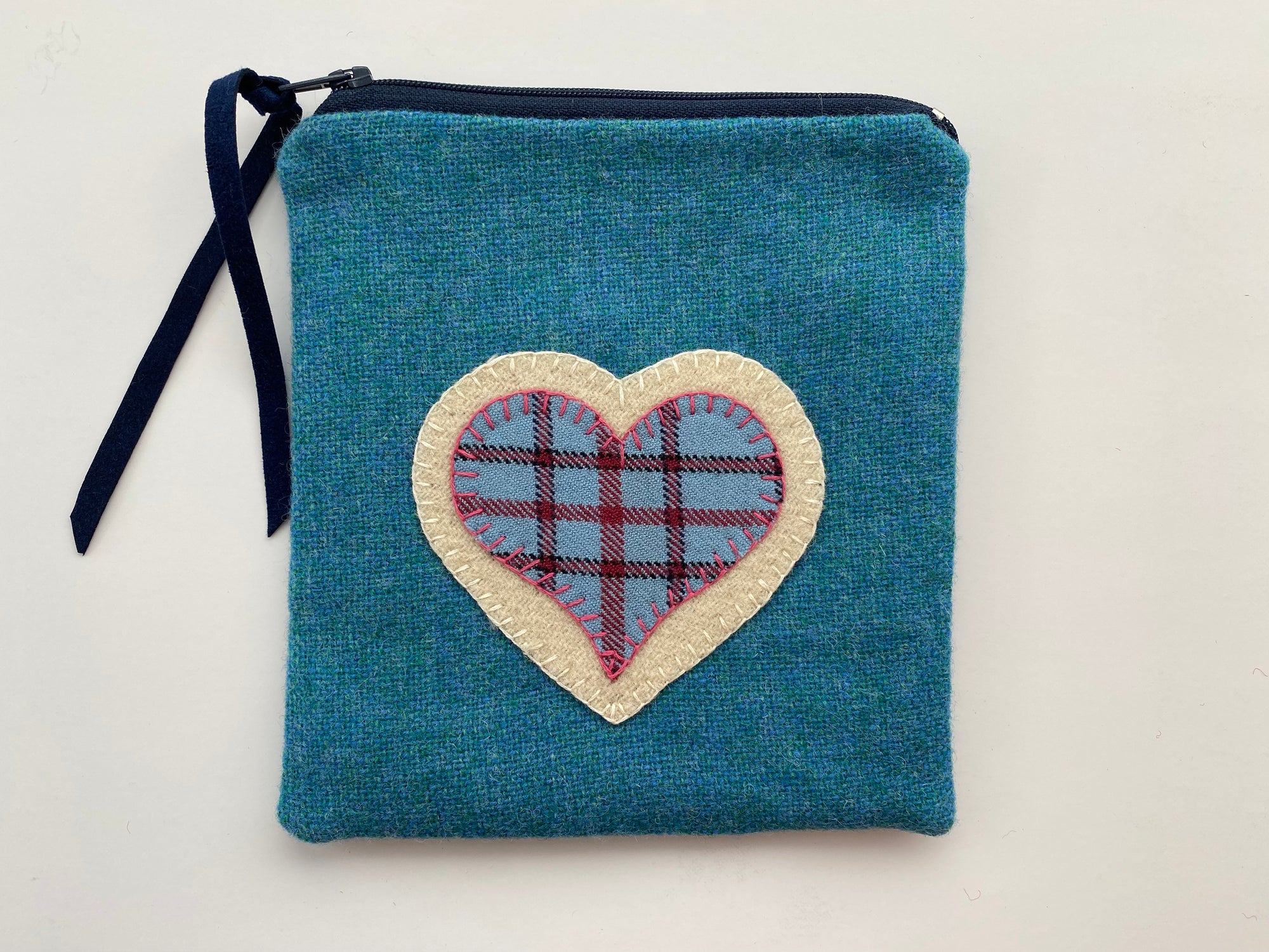 Medium Pouch - Turquoise Heart