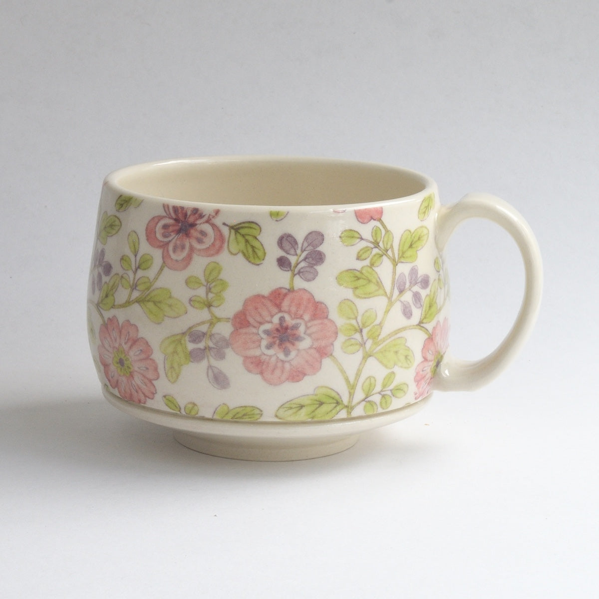 Round Mug - Camellia