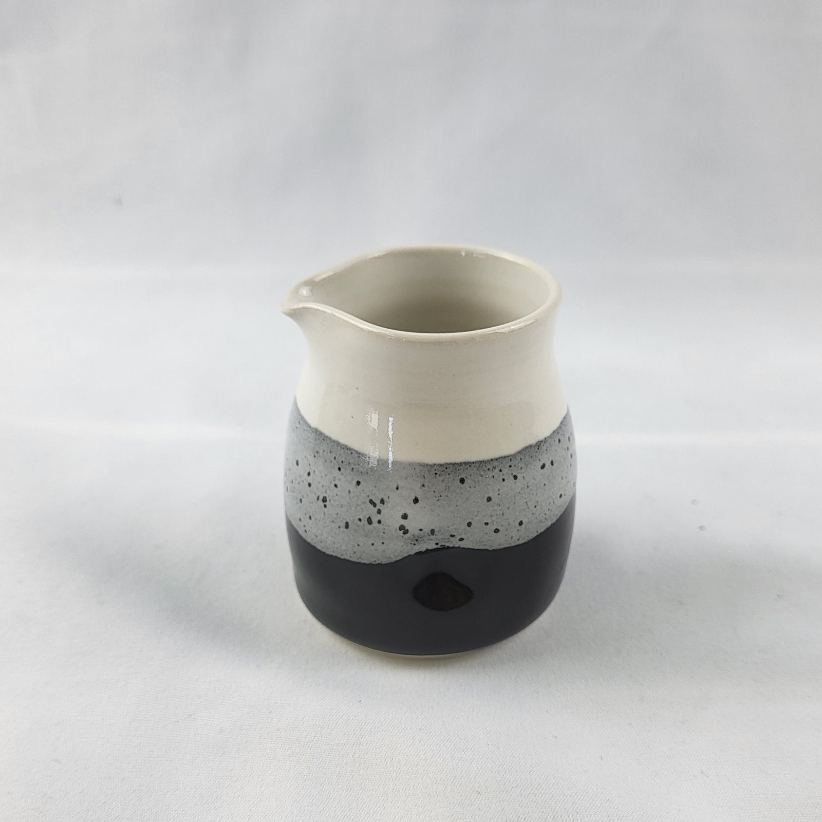 Wee Creamer - Black & White
