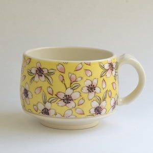 Round Mug - Yellow Sakura